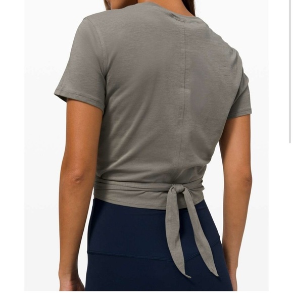 NEW Lululemon Time to Restore Short sleeves top gray sage 4 - Picture 10 of 10
